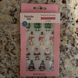 Favorite Day Featherly Friends Icing Decorations